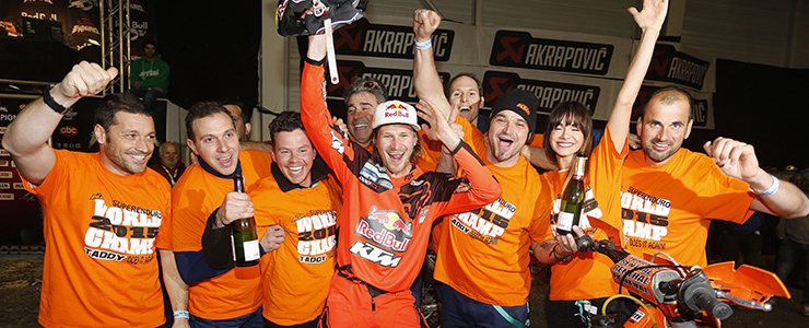 Taddy Blazusiak zum sechsten Mal FIM SuperEnduro Weltmeister - Foto: KTM