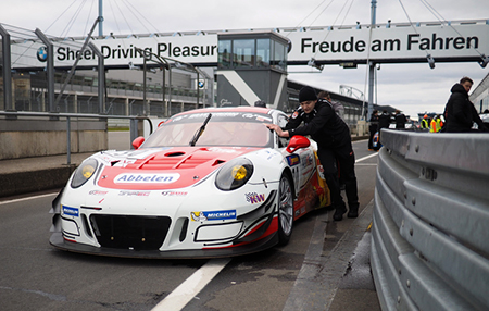 Frikadelli mit Norbert Siedler nach Kollision auf Platz 23<br>Foto: Michael Perey/Agentur Autosport.at