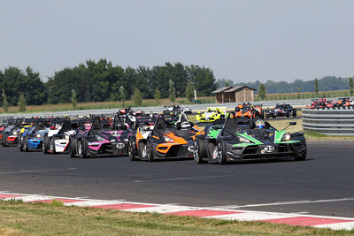 DIE &bdquo;BATTLE&ldquo; TROTZTE AM SLOVAKIARING DEN 40 GRAD! - Foto: KTM
