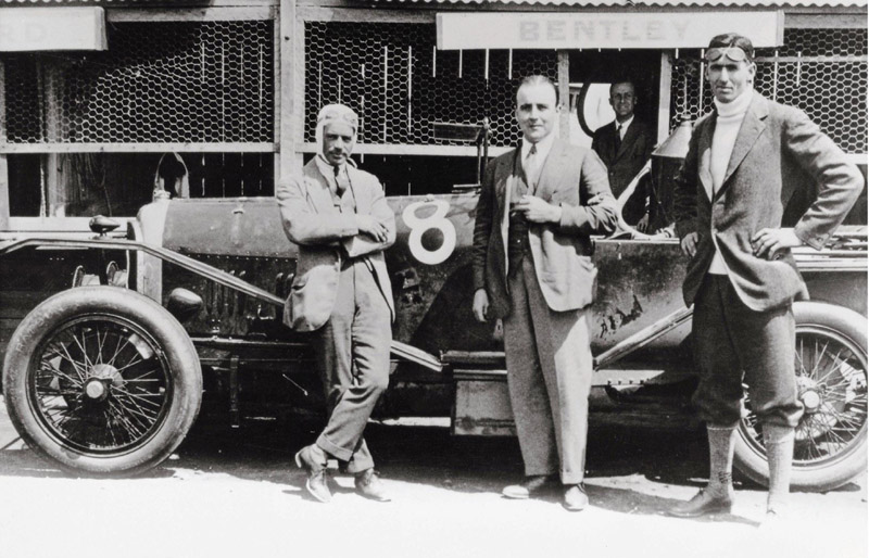 Left to right: Frank Clement, WO Bentley and John Duff at Le Mans - Foto: Bentley Media