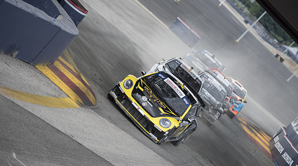 Tanner Foust (USA), Volkswagen Beetle GRC<br>Foto: Minnig