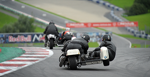 Spannendes Racing lässt der Besuchermagnet „International Sidecar Trophy“ für historische und moderne Seitenwagen erwarten