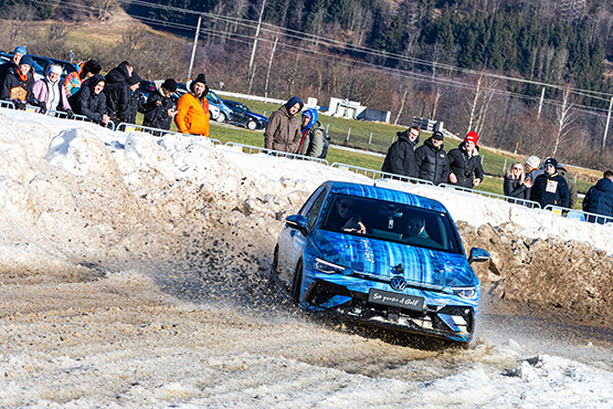 240127 FAT Icerace 02 MR 7049